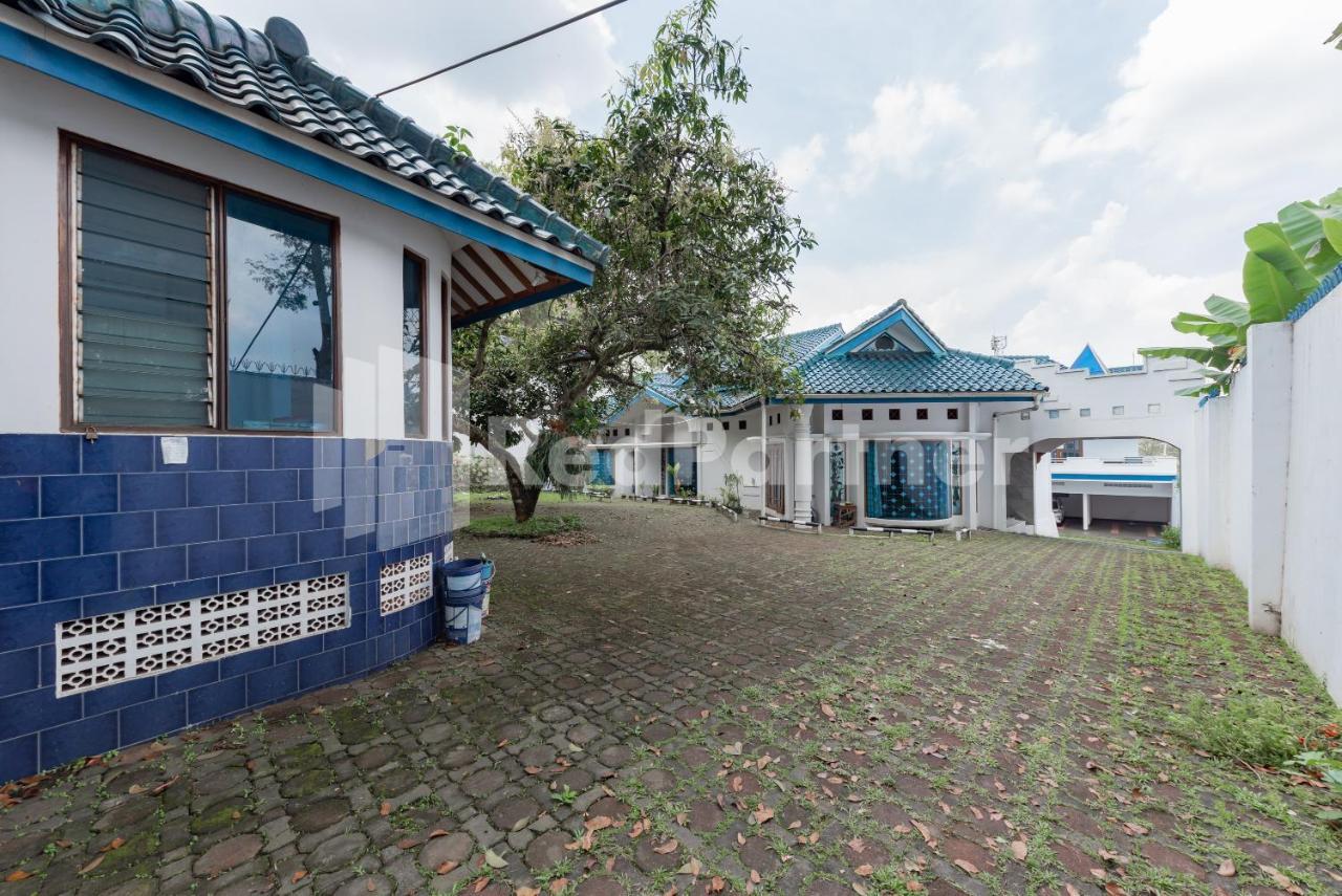 Biru Homestay Bandung Mitra Reddoorz מראה חיצוני תמונה