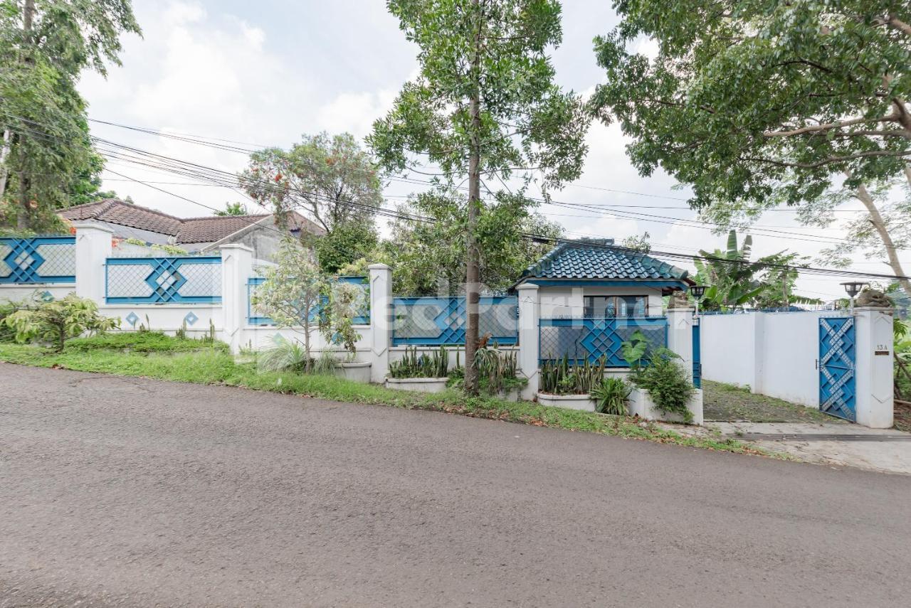 Biru Homestay Bandung Mitra Reddoorz מראה חיצוני תמונה